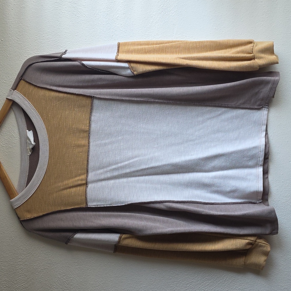 Colorblock Long Sleeve Top